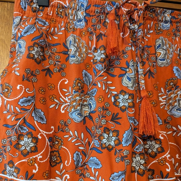 J. Jill Tasseled-Drawstring Pull-On Shorts Zinnia | Size Small Petite - Picture 4 of 7